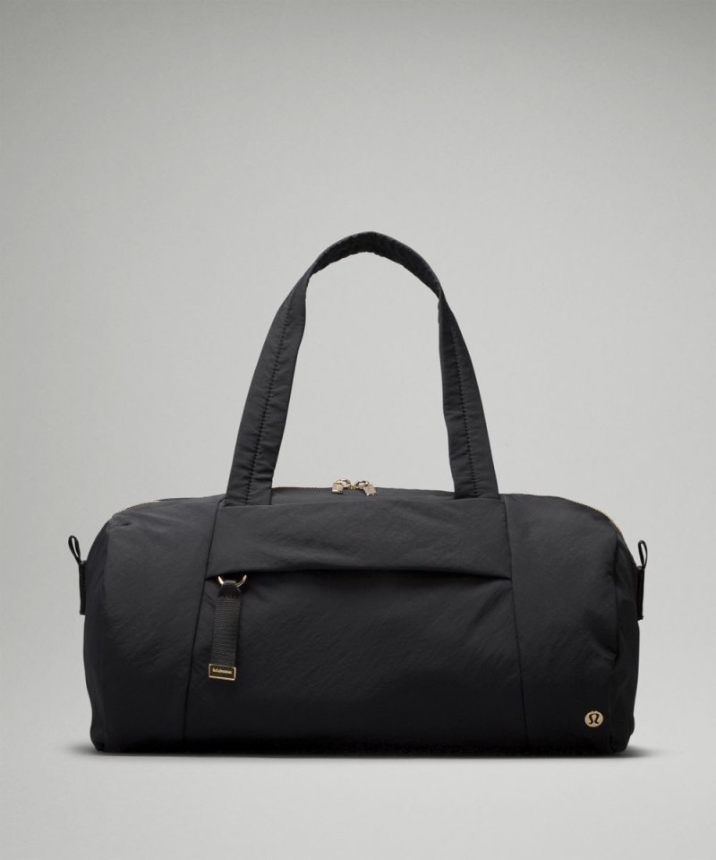 Lululemon On My Level Barrel Duffle Bag 16L Black / Gold Online Outlet Sale