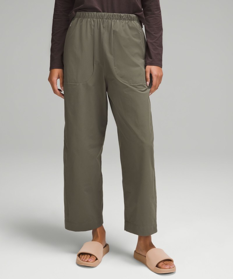 Lululemon Lightweight Mid-Rise Barrel-Leg Cropped Pant Army Green Online Outlet Sale